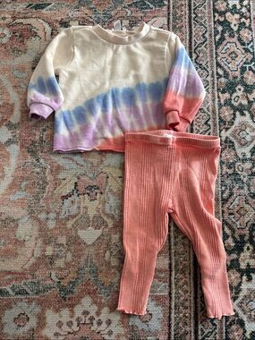 Like New! Splendid Tie Dye Sweater & Leggings Set